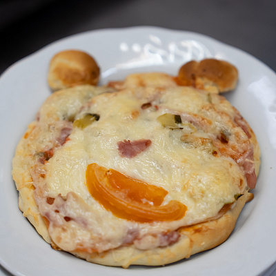 В школе № 67 прошёл увлекательный мастер-класс по приготовлению пиццы!